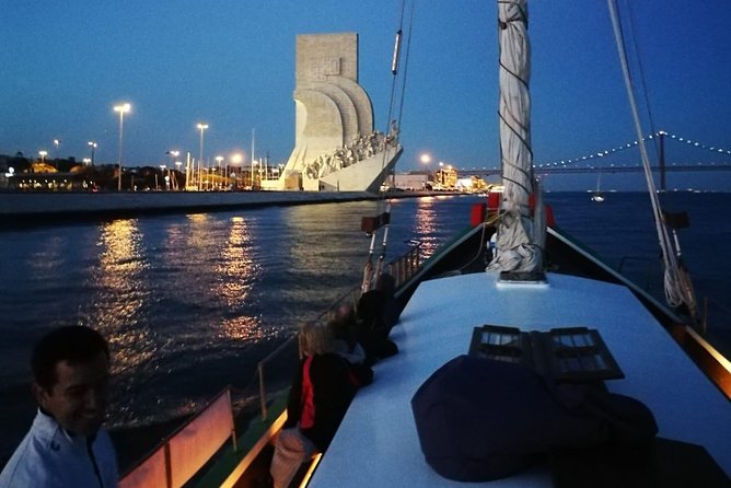 2-Hour Lisbon Traditional Boats Sunset Cruise with White Wine - Sunset, photographs, and the best place to sit