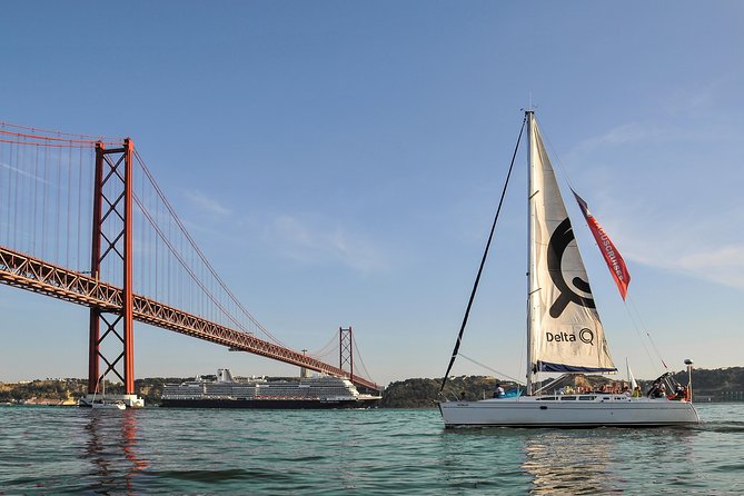 2 Hours Private Sailing Tour in Lisbon - Terreiro do Paço From the River