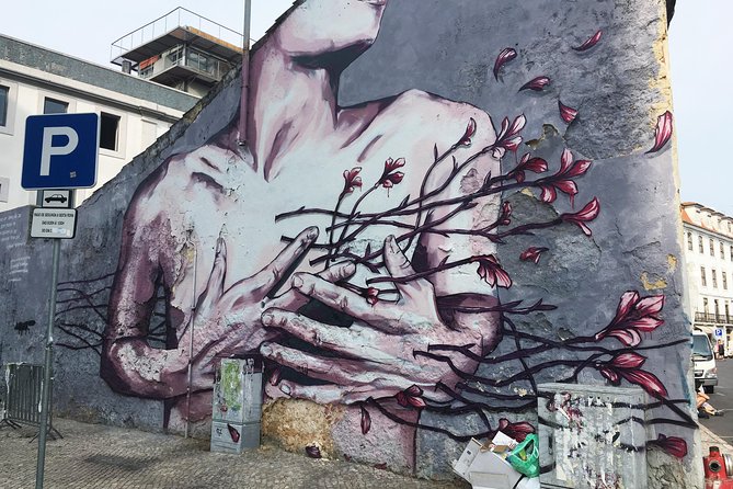 3-Hour Guided Street Art Walking Tour of Lisbon - Alfama and the five-floor Chão do Loureiro gallery
