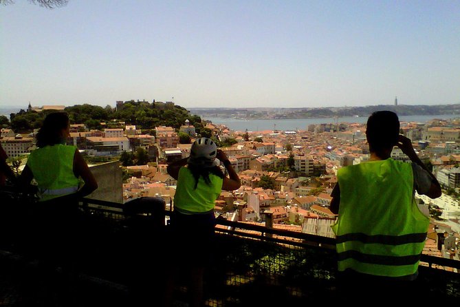 3-Hour Lisbon 7 Hills Electric Bike Tour - The Castelo de São Jorge viewpoint without a castle tour