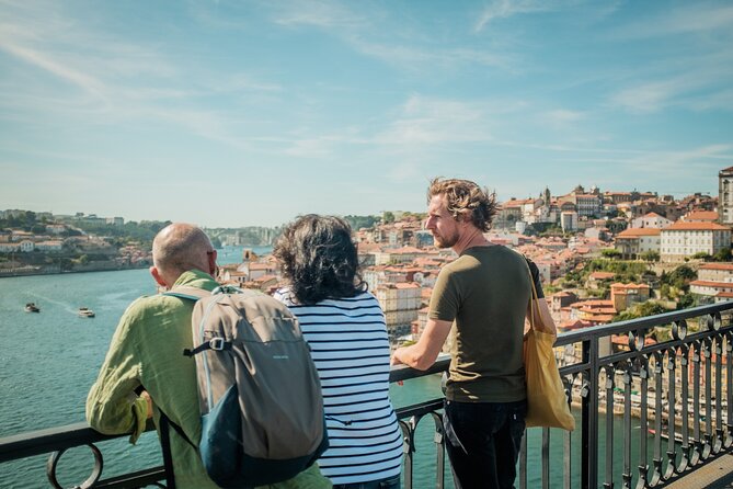 3-hour private guided walking tour of the BEST of Porto - Jardim do Infante Dom Henrique and Porto’s central landmarks