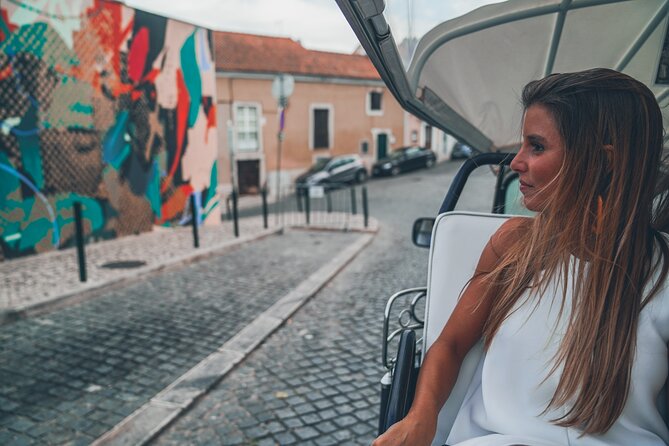 4 Hour Lisbon Private Guided Tour via Tuk Tuk - What the guide adds