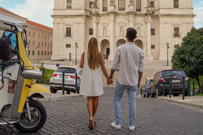 4 Hour Lisbon Private Guided Tour via Tuk Tuk - Private touring and group size