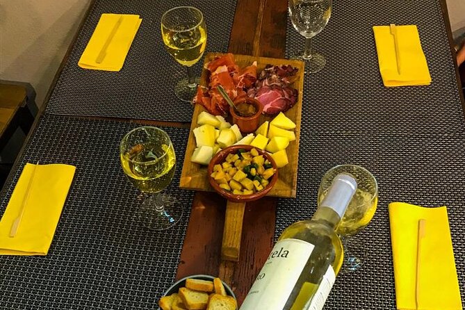 4-Hour Traditional Portuguese Food & Wine Tour in Porto - Key points before you book