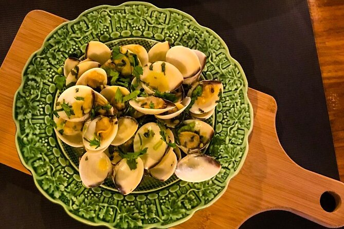 4-Hour Traditional Portuguese Food & Wine Tour in Porto - Seafood, fish, and meat make this a real meal