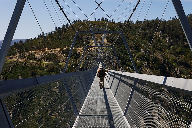 516 Arouca Bridge & Paiva Walkways Tour with Lunch from Porto - Crossing the 516 Arouca Bridge at 175 Meters
