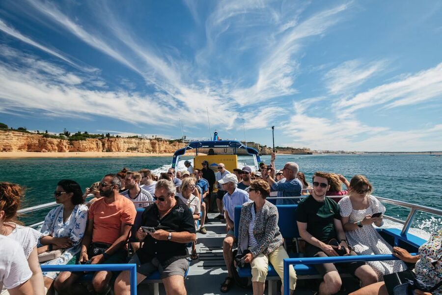 Albufeira: 2.5-Hour Benagil Caves & Dolphin Watching - Who will enjoy this boat trip most?