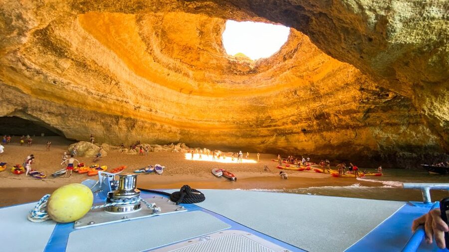 Albufeira: 2.5-Hour Dolphin Watching and Caves Trip - Booking details that affect your plans