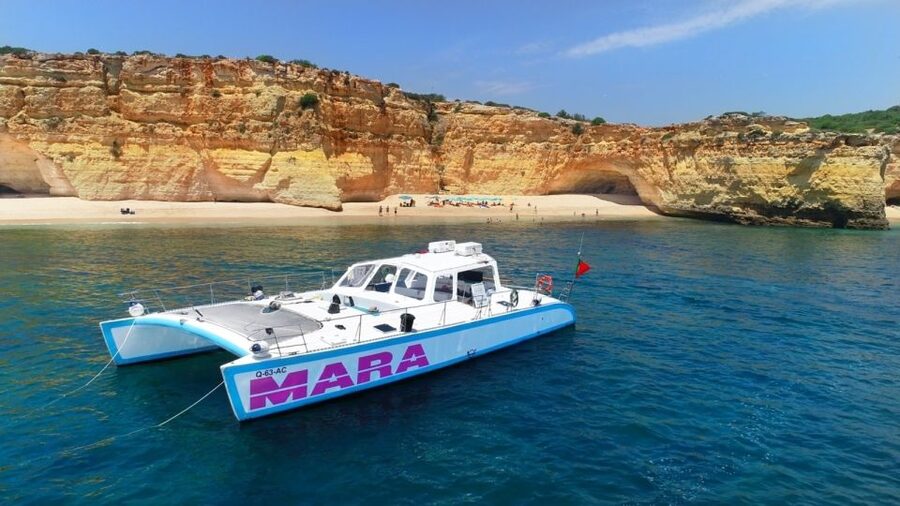 Albufeira: Catamaran Cruise with BBQ & Open Bar on the Beach - Leaving Albufeira Marina for the western coast