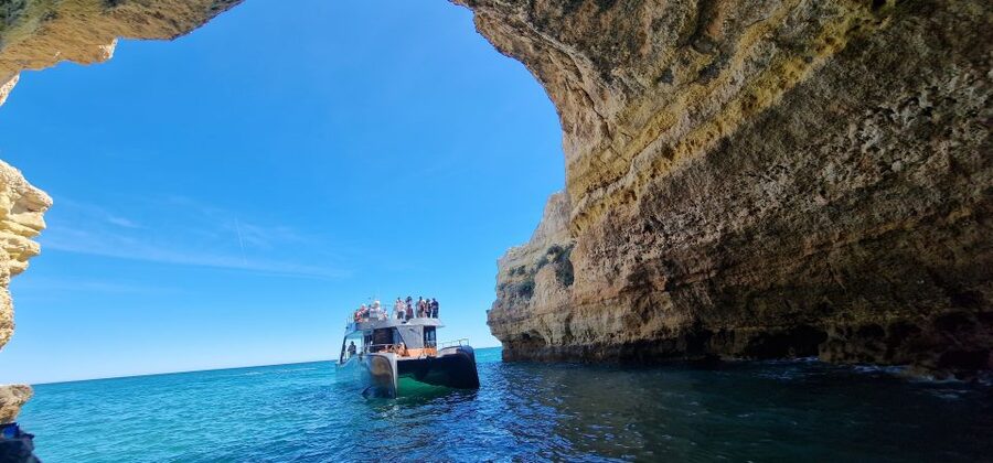 Albufeira: Coastline and Benagil Caves Tour by Catamaran - Key points to know before you go