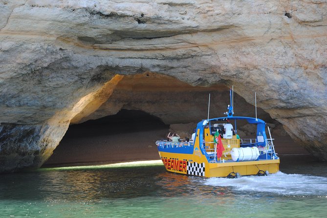 Albufeira Dreamer Boat Trip - Dolphin watching on the open water