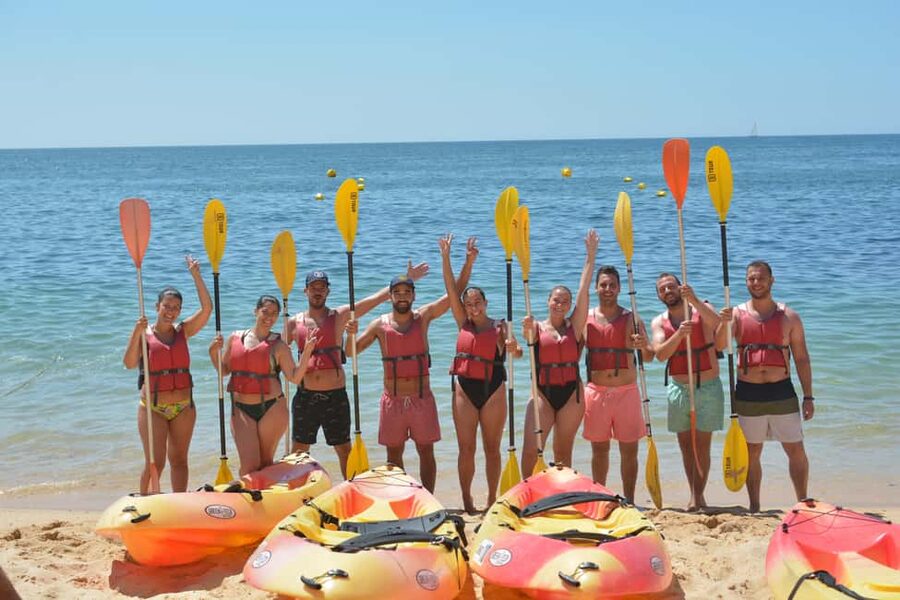 Albufeira: Kayak Tour of Hidden Caves and Secret Beaches - Praia do Ninho das Andorinhas and its quiet shoreline