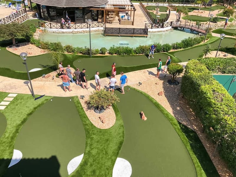 Albufeira: MiniGolf Adventure Park Entry Ticket - Quick points before you book