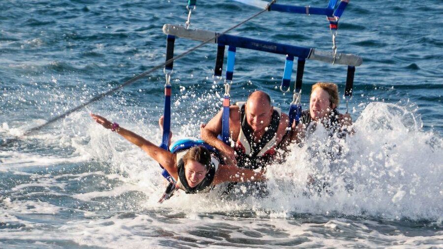 Albufeira: Single, Double or Triple Parasailing Tour - Who will enjoy this most?