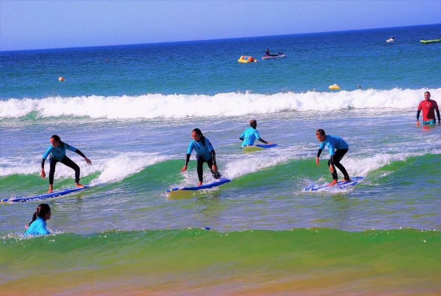 Albufeira: Surfing Lesson at Galé Beach - Why the instructors receive so much praise