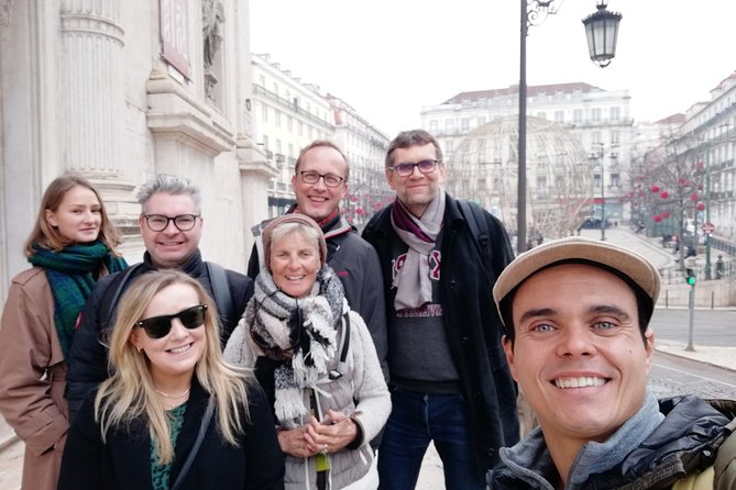 Alfama and Mouraria Tour - The oldest neighbourhoods in Lisbon - Lisbon Cathedral and the question of admission