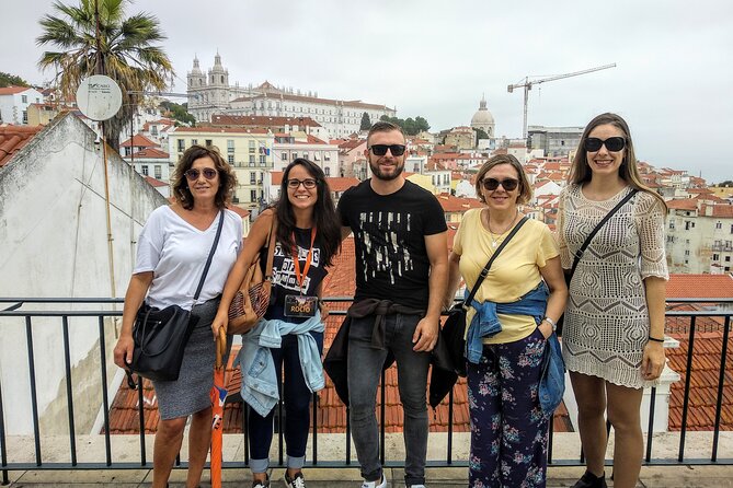 Alfama and Mouraria Tour - The oldest neighbourhoods in Lisbon - The National Pantheon and Lisbon’s best outlooks