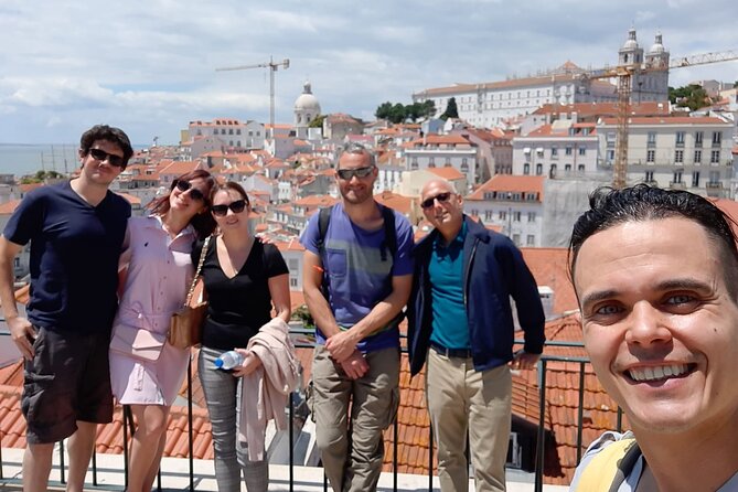 Alfama and Mouraria Tour - The oldest neighbourhoods in Lisbon - From the city’s grand square to Saint Anthony