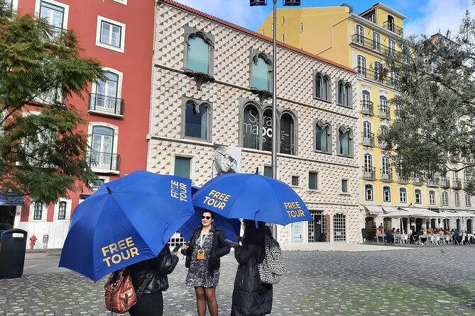 Alfama Tour in Lisbon Old Town - Lisbon Cathedral and the city’s favorite saint