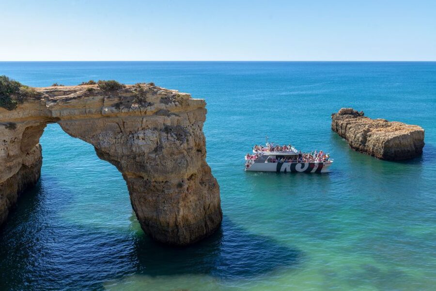 Algarve 3-Hour Caves and Coastline Boat Trip - Cruising Toward Carvoeiro and Benagil