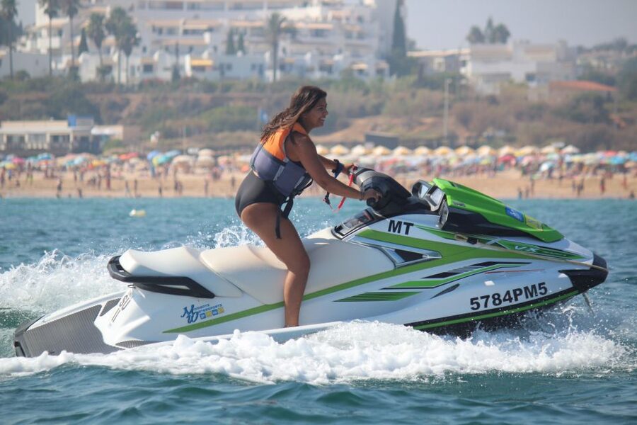 Algarve: Jet Ski Rental in Armação de Pêra - The safety briefing comes first