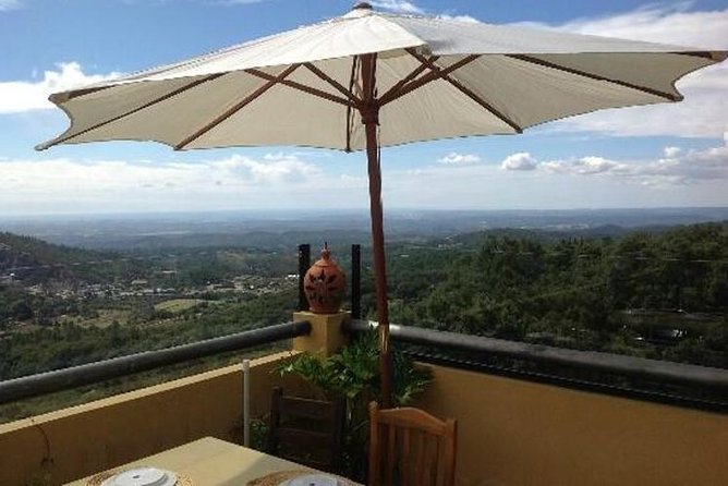 Algarve wine tour and mountain top trip with lunch or dinner at sunset time - How much value do you get for $166.69?