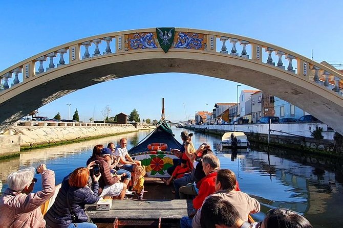 Aveiro and Costa Nova Half Day Tour from Porto with Boat Ride - The road from Porto to Aveiro