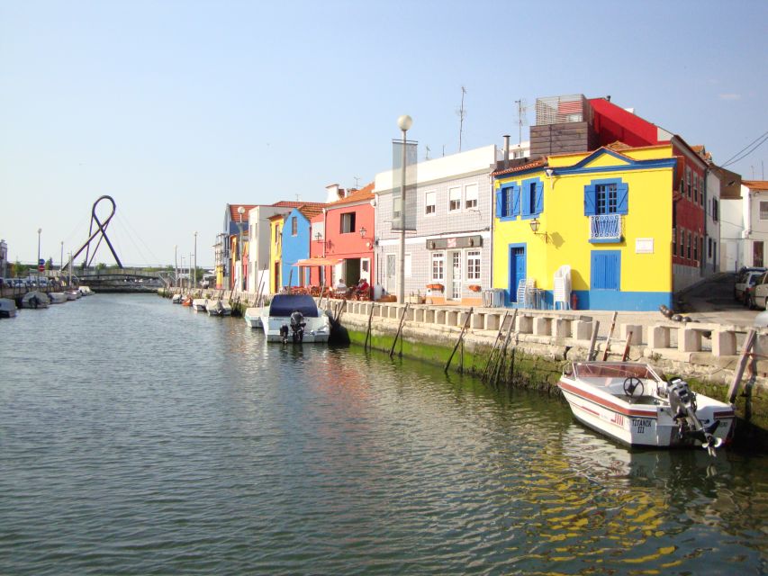 Aveiro: Boat Cruise and City Walking Tour with Sweet Tasting - Group size, timing, and the pace of the day