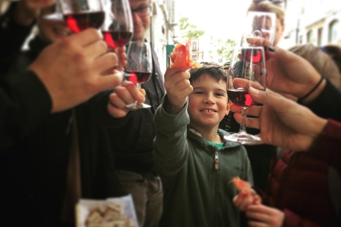 Award-Winning Original Lisbon Food Wine Tour: 19 Curated Tastings - Dietary needs and drink choices