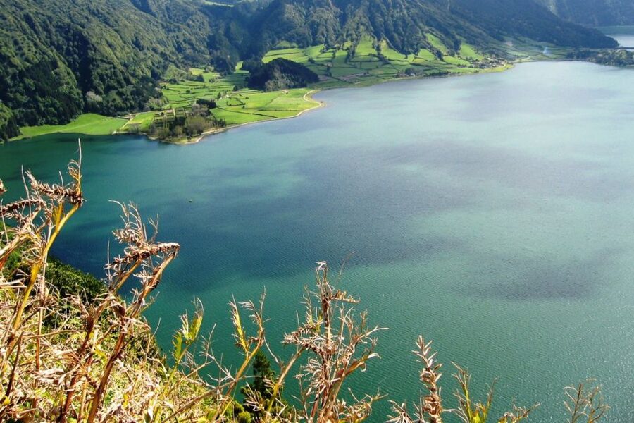 Azores: Sete Cidades Scenic Jeep Tour from Ponta Delgada - The ridge roads and off-road driving