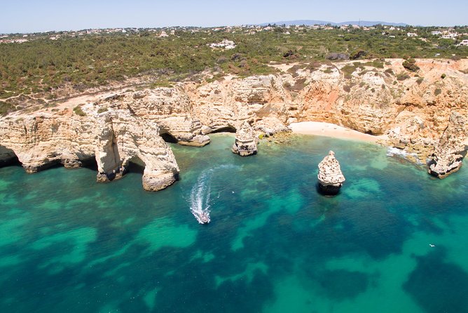 Benagil Cave and Marinha Beach Boat Tour from Portimao - Ferragudo and the return toward Portimao