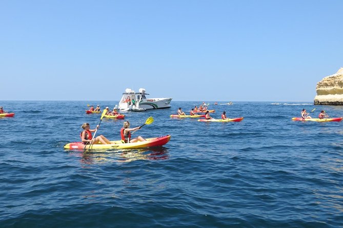 Benagil Kayak Tour On Board a Fantastic Catamaran - Guides who make the difference