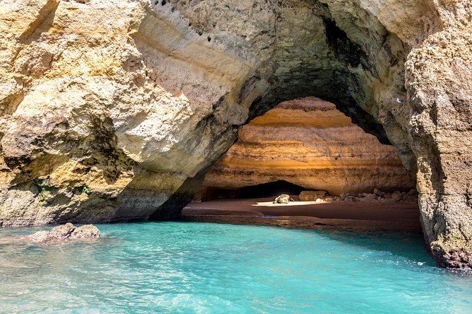 Benagil Long Boat tour (From Carvoeiro to Praia da Marinha) - Why this small boat tour works so well