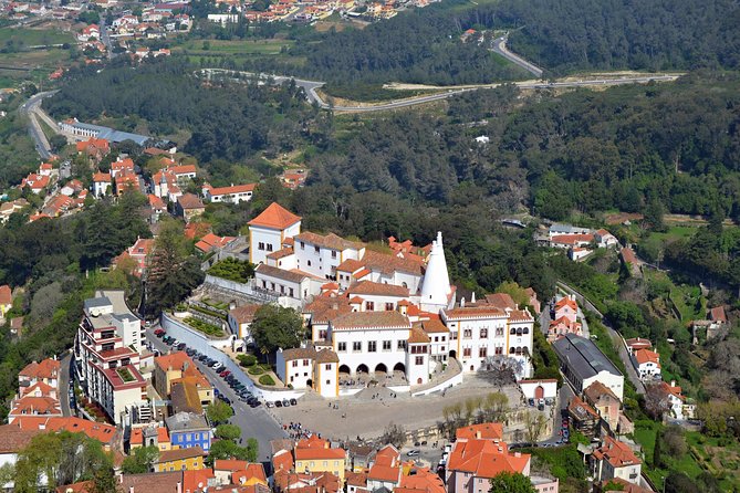 Bestseller Private Tour Sintra-Cascais with Hotel pick up - Praia das Maçãs makes room for lunch