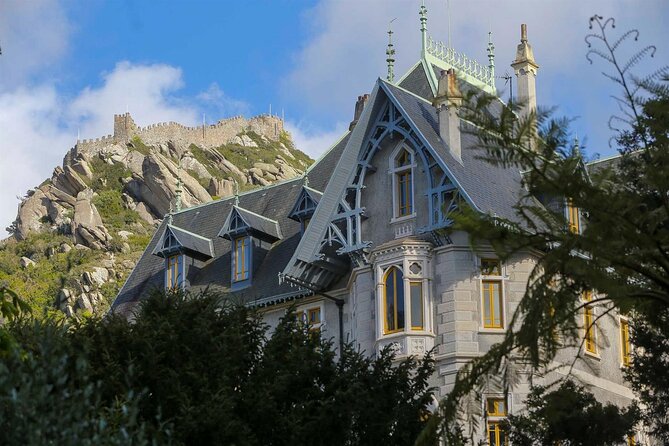 Bestseller Private Tour Sintra-Cascais with Hotel pick up - Cabo da Roca reaches Europe’s western edge