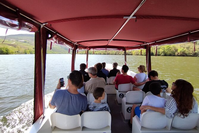 Boat tour 50min through the river Douro in Pinhão - Key points to know before booking