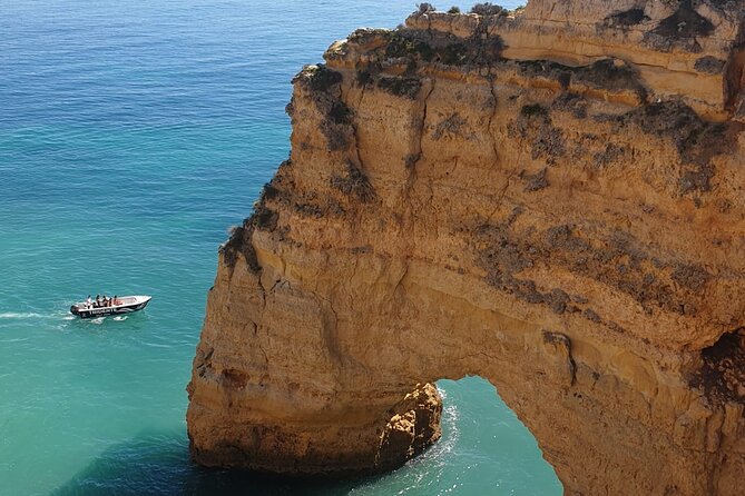 Boat Trip to the Benagil Caves from Armação de Pêra - Who will get the most from this tour