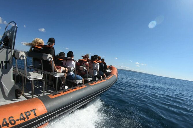 Boat trip to the caves of Benagil - Arriving at the Algar de Benagil