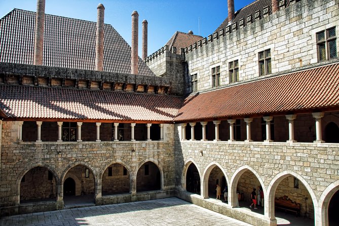 Braga & Guimarães Small Group Tour: Lunch & All Tickets Included - Wandering Guimarães after the monuments