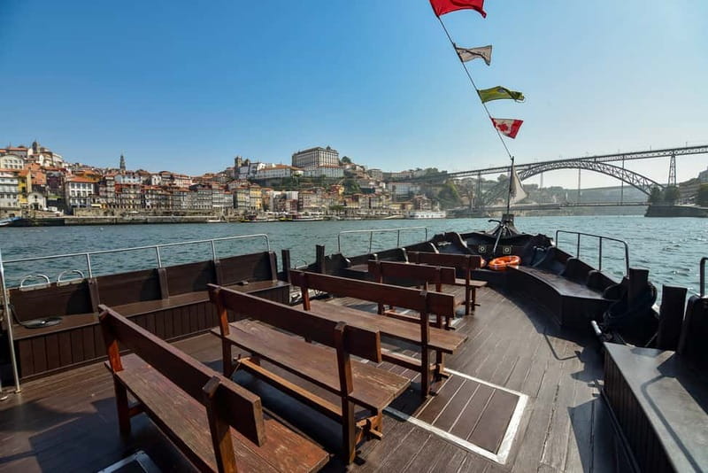 Bridges Cruise with World of Discoveries or Sunset Option - Boarding near Porto’s old riverside