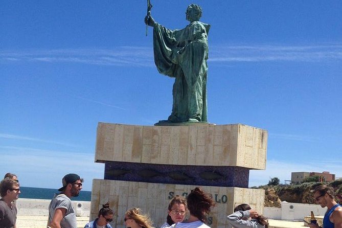 Brodie's Historical and Fun Lagos Walking Tour - Meeting Brodie near Rua Cândido dos Reis