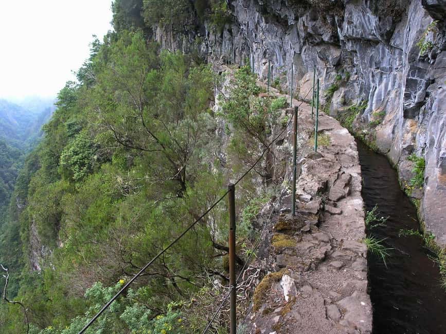Caldeirão Verde: Queimadas PR9 Transfer and Self-Guided Hike - Why Caldeirão Verde is worth your walking shoes