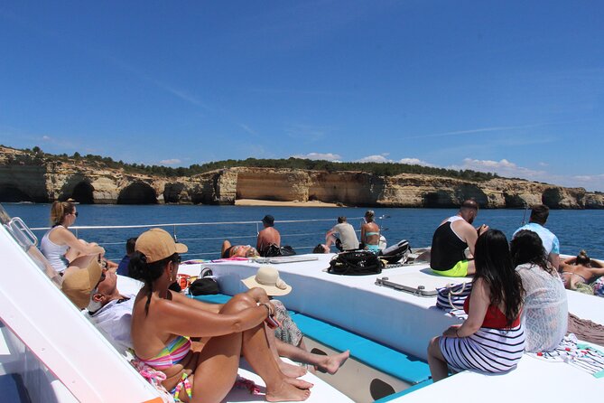 Catamaran BBQ on the Beach: Cruise to Benagil Caves - The crew makes the long day work