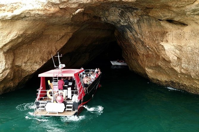 Catamaran Tour to Benagil Caves - Carvalho Beach, Alfanzina lighthouse, and the return