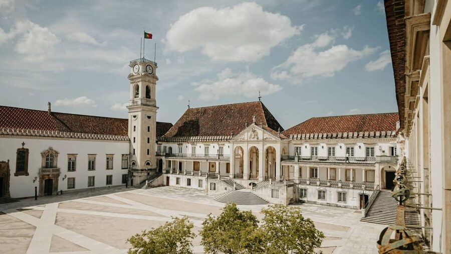 Coimbra: Guided tour with a local student - Why a student guide changes the experience
