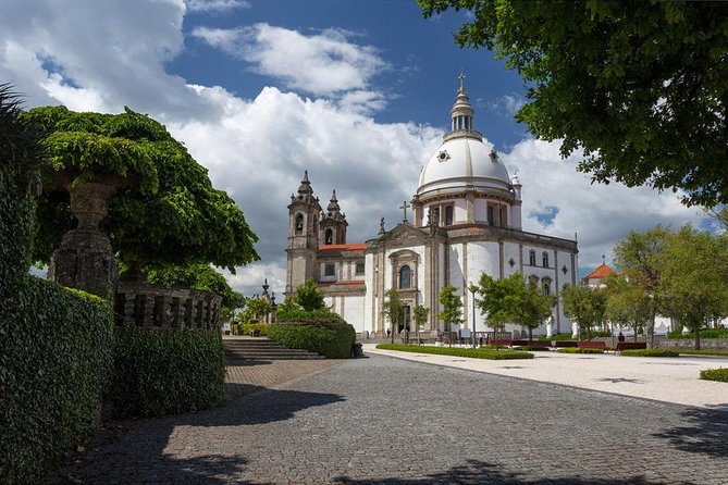 Day Trip Braga and Guimarães from Porto - Bom Jesus do Monte and its famous staircase