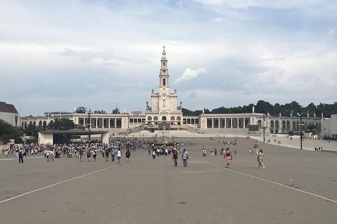 Divine Fátima Full Day Private Tour from Lisbon - Why Fátima deserves a full day from Lisbon