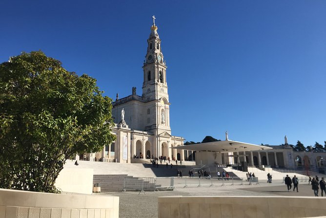 Divine Fátima Full Day Private Tour from Lisbon - The 3:30 pm English Mass