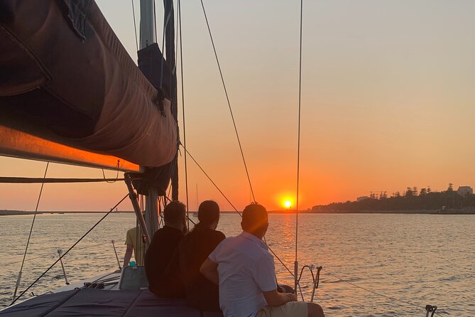 Douro Sunset Sailboat Experience in Porto - Sunset, sea air, and a Porto Tónico