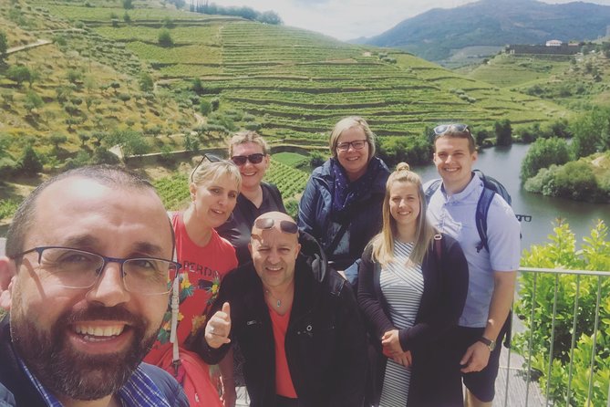 Douro Valley Tour: Wine Tasting, Cruise and Lunch from Porto - Peso da Régua and the first river views